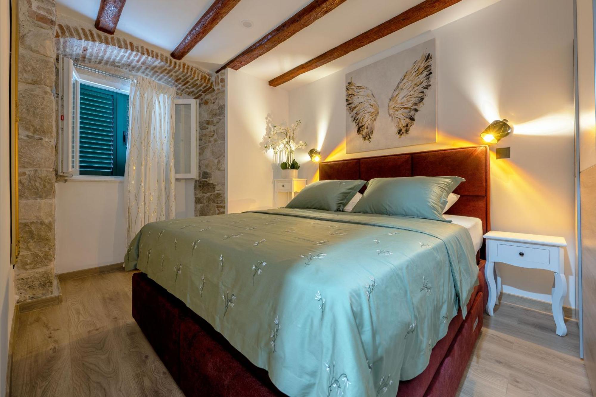 Bernard Deluxe Renovated Peaceful Old Town Gem Apartman Split Kültér fotó