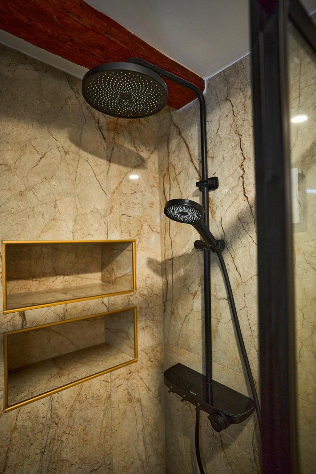 Bernard Deluxe Renovated Peaceful Old Town Gem Apartman Split Kültér fotó