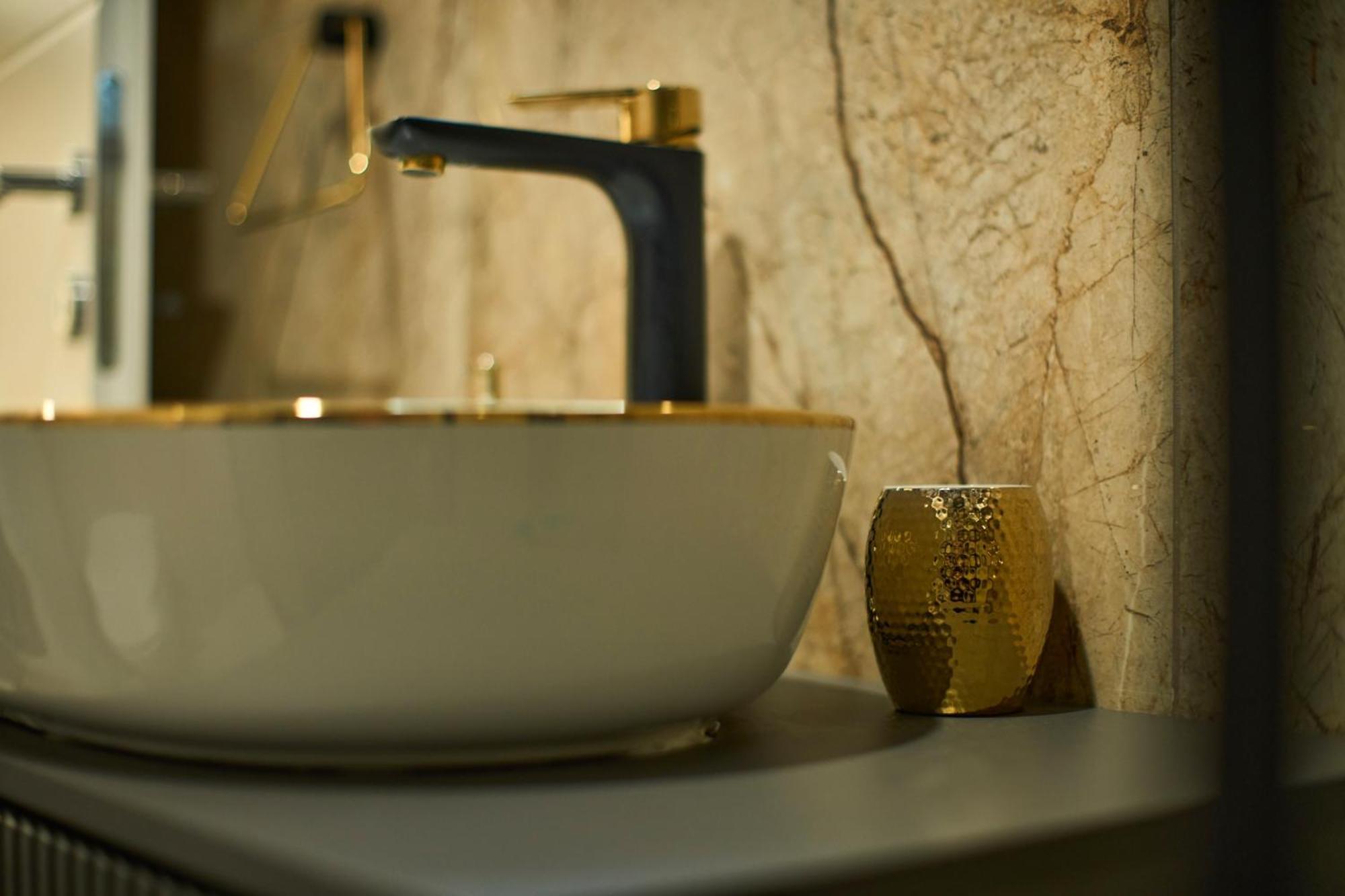 Bernard Deluxe Renovated Peaceful Old Town Gem Apartman Split Kültér fotó